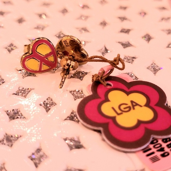 LAUREN G ADAMS heart peace stud enamel earrings - Picture 4 of 5